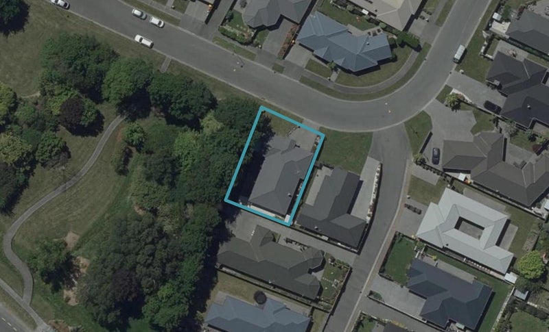 9 Cyclamen Place, Aidanfield, Christchurch - Carousel 1