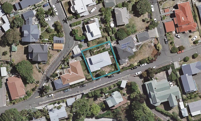 23 Clyde Road, Bluff Hill, Napier - Carousel 1