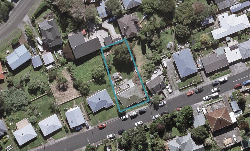 10 Parsons Street, Vogeltown, New Plymouth - Carousel 1