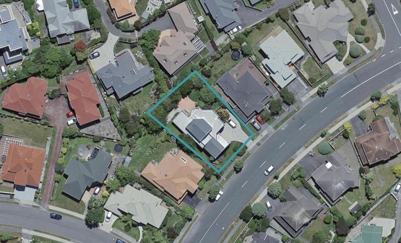132 Westchester Drive, Churton Park, Wellington - Carousel 1