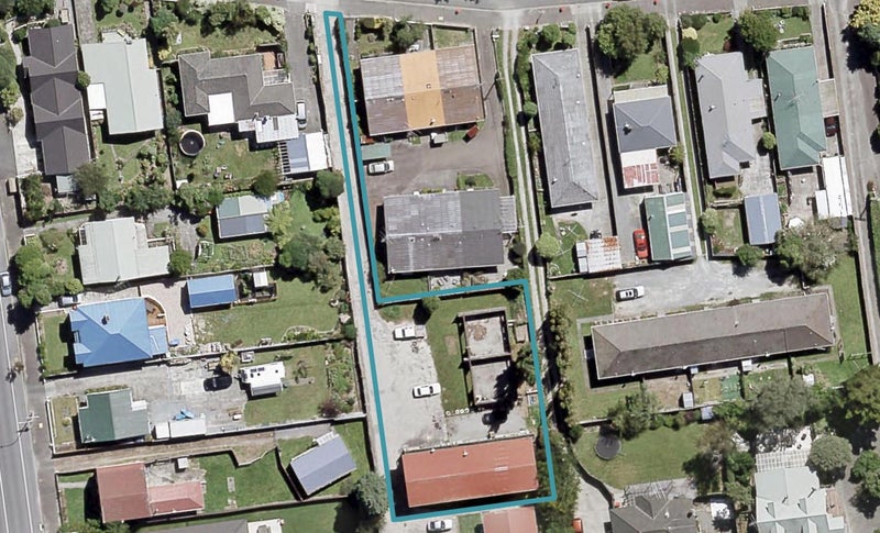 10 Riverbank Street, Ebdentown, Upper Hutt - Carousel 1