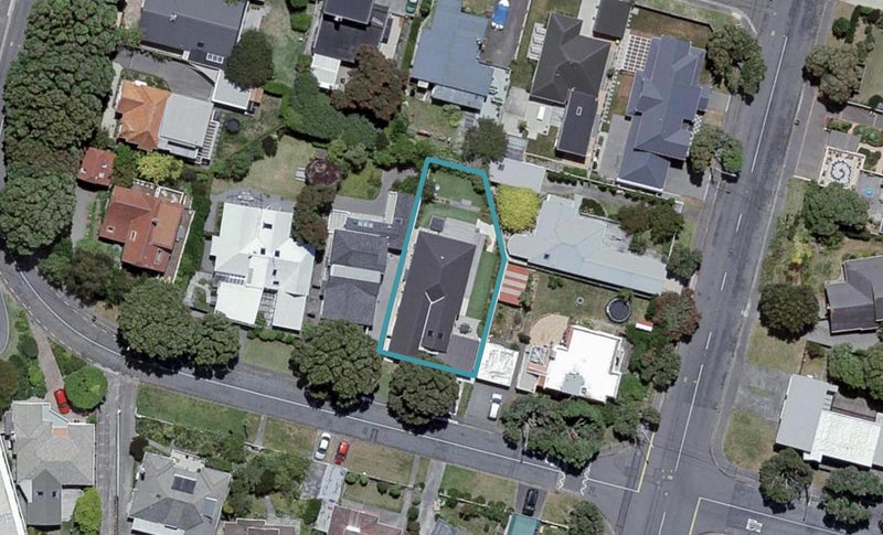 11 Burnham Street, Seatoun, Wellington - Carousel 1