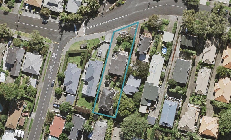 66A Peary Road, Mount Eden, Auckland - Carousel 1