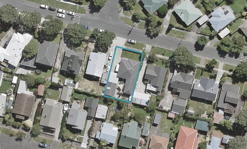 18 Beaumont Avenue, Alicetown, Lower Hutt - Carousel 1