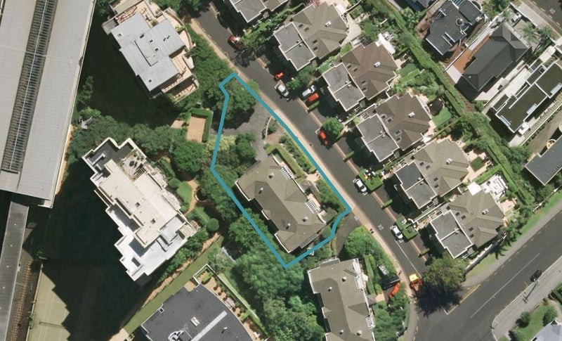 10 Joseph Banks Terrace, Remuera, Auckland - Carousel 1