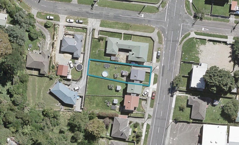 232 George Street, Stokes Valley, Lower Hutt - Carousel 1