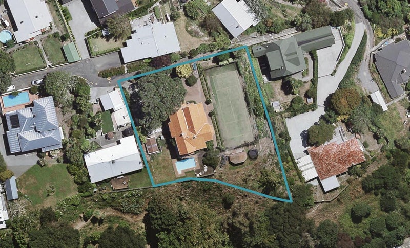 7 Cameron Terrace, Bluff Hill, Napier - Carousel 1