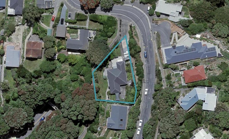 16 Beacon Hill Road, Strathmore Park, Wellington - Carousel 1