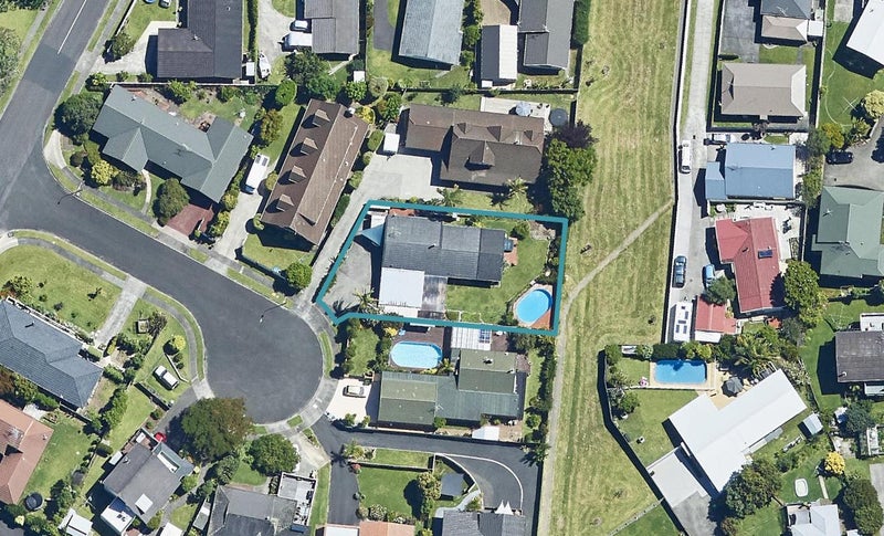8 Takahe Place, Matua, Tauranga - Carousel 1