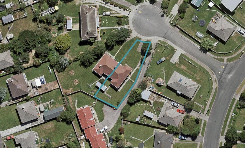 122 Crawford Street, Glengarry, Invercargill - Carousel 1