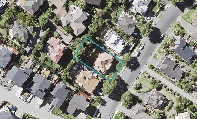 43 Bayside Drive, Browns Bay, Auckland - Carousel 1