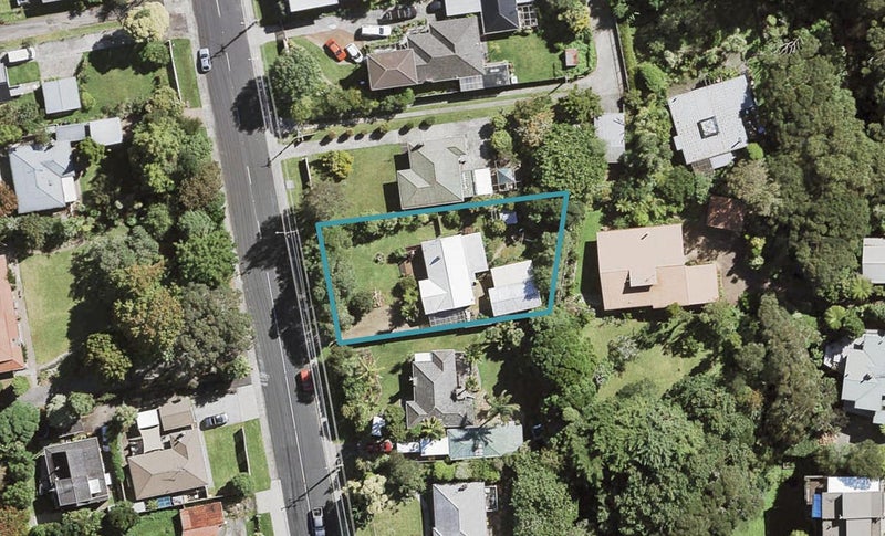 154 Atkinson Road, Titirangi, Auckland - Carousel 1