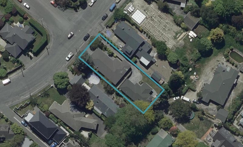 1/12 Gleneagles Terrace, Ilam, Christchurch - Carousel 1