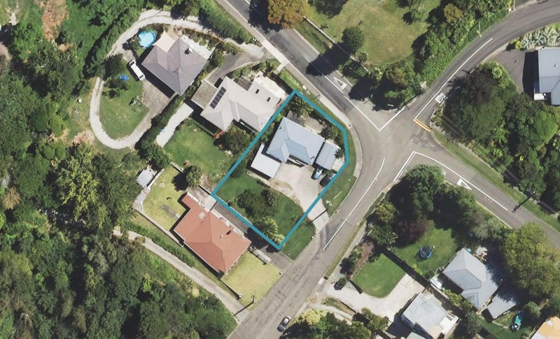 2 Hillview Terrace, Mangapapa, Gisborne - Carousel 1