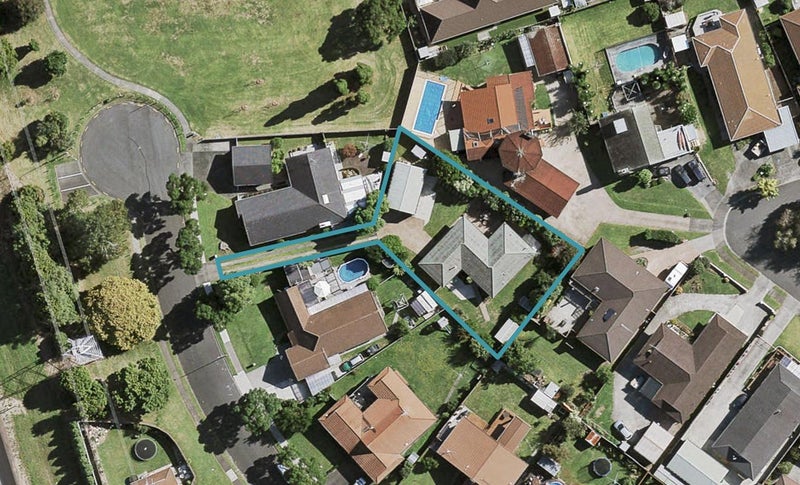 49 Lakeside Drive, Pahurehure, Papakura - Carousel 1