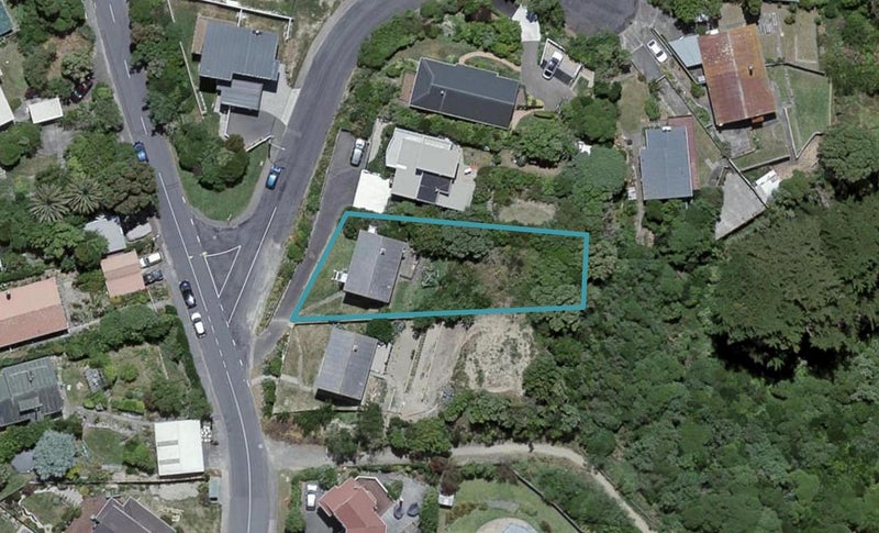 2 Lyons Crescent, Strathmore Park, Wellington - Carousel 1