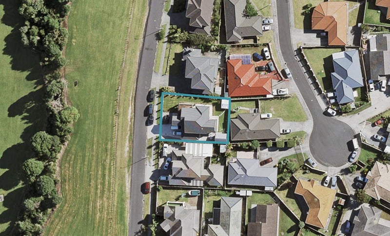 51 Pitt Avenue, Clendon Park, Auckland - Carousel 1
