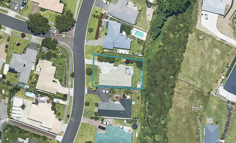 62 Mahonia Place, Pyes Pa, Tauranga - Carousel 1