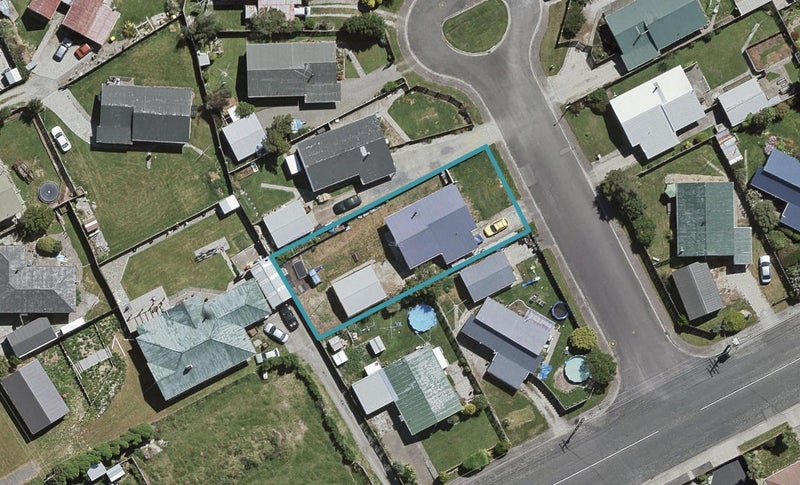 20 Avon Place, Clifton, Invercargill - Carousel 1