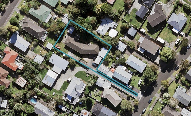 2/9 Calvin Place, Avondale, Auckland - Carousel 1