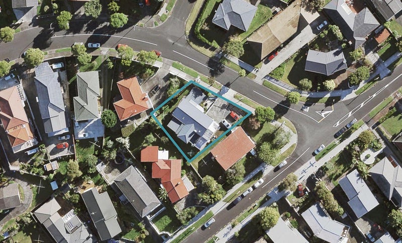 4 Trevola Street, New Windsor, Auckland - Carousel 1