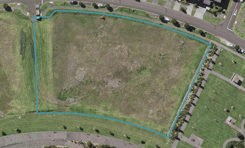 80 Tephra Boulevard, Stonefields, Auckland - Carousel 1