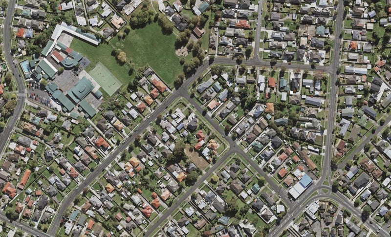 32 Rosebank Road, Papatoetoe, Auckland - Carousel 1