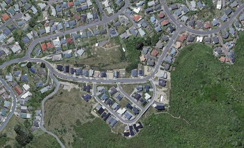 26 Domett Street, Newlands, Wellington - Carousel 1