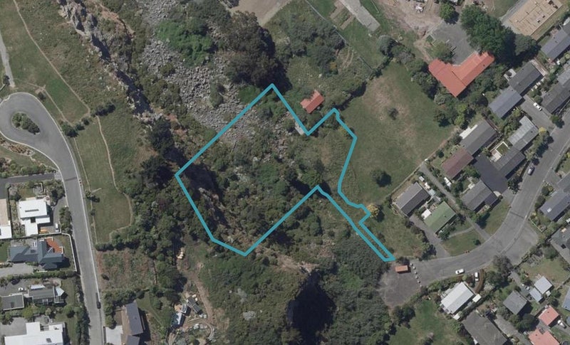 38 Raekura Place, Redcliffs, Christchurch - Carousel 1