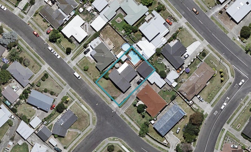 6 Skerrett Crescent, Tamatea, Napier - Carousel 1