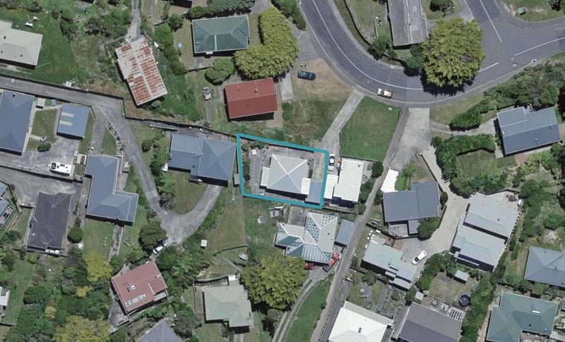 38A Ruskin Road, Newlands, Wellington - Carousel 1