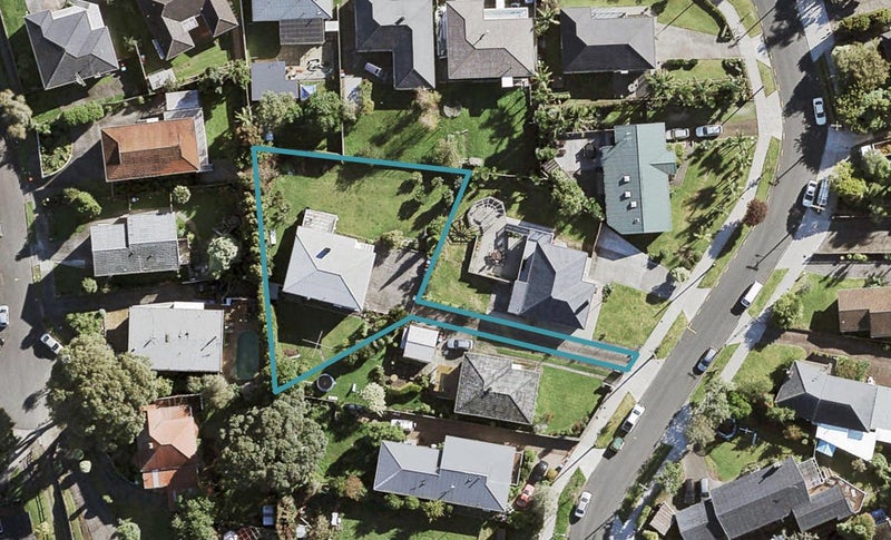 189 Methuen Road, New Windsor, Auckland - Carousel 1