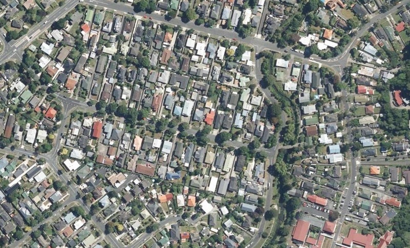 33 St Ronans Avenue, Waterloo, Lower Hutt - Carousel 1