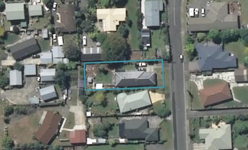 15 Stopforth Street, Woodend, Woodend - Carousel 1
