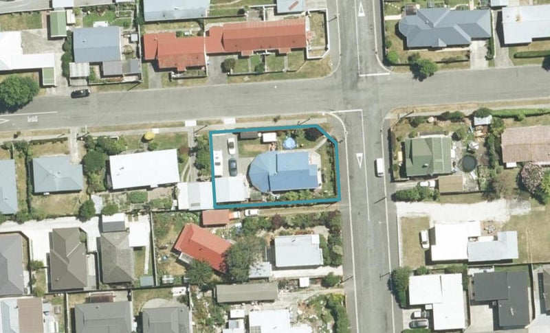 12 Elzy Street, Blenheim - Carousel 1