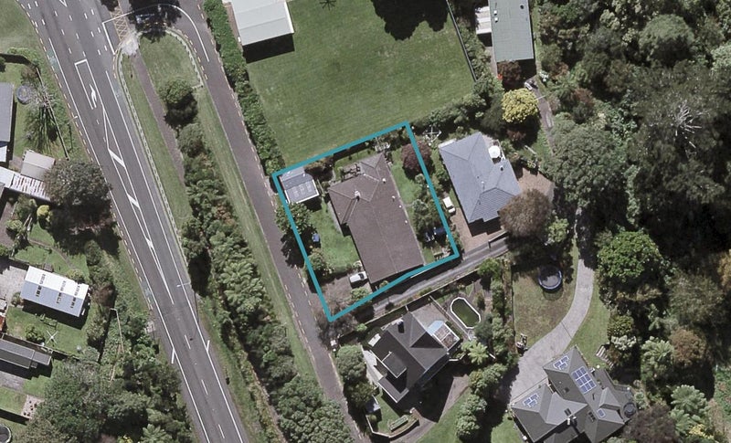 7 Welbourn Terrace, Welbourn, New Plymouth - Carousel 1