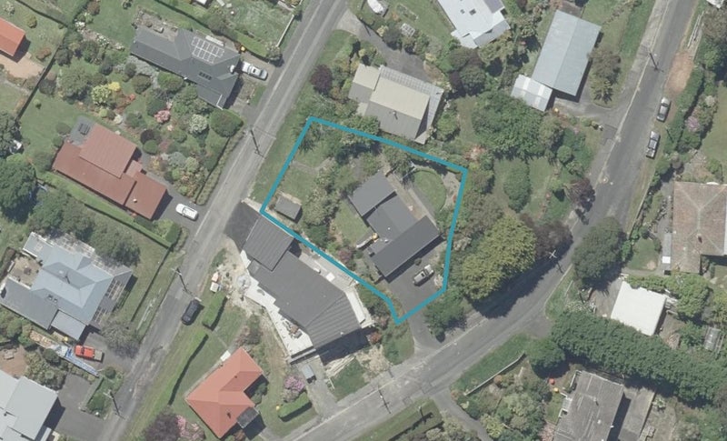 18 Kea Street, Saint Leonards, Dunedin - Carousel 1
