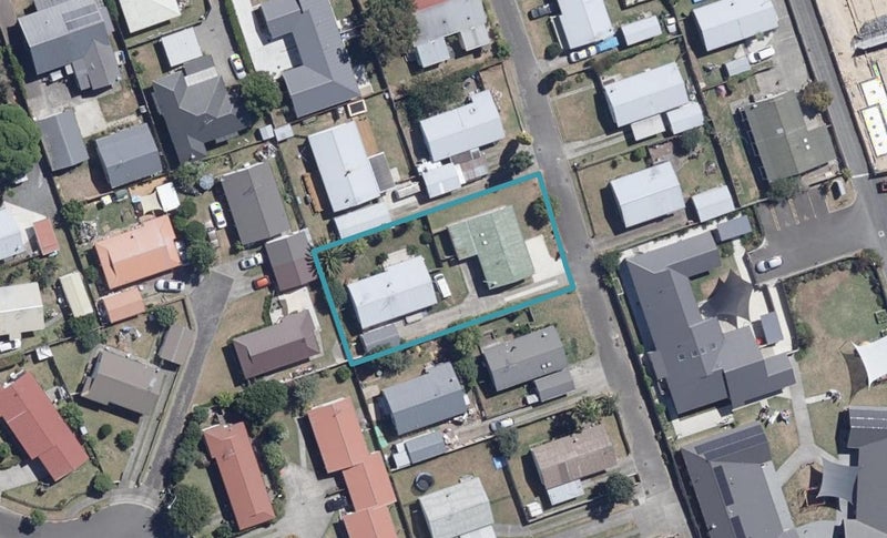 9 Gillett Lane, Enderley, Hamilton - Carousel 1