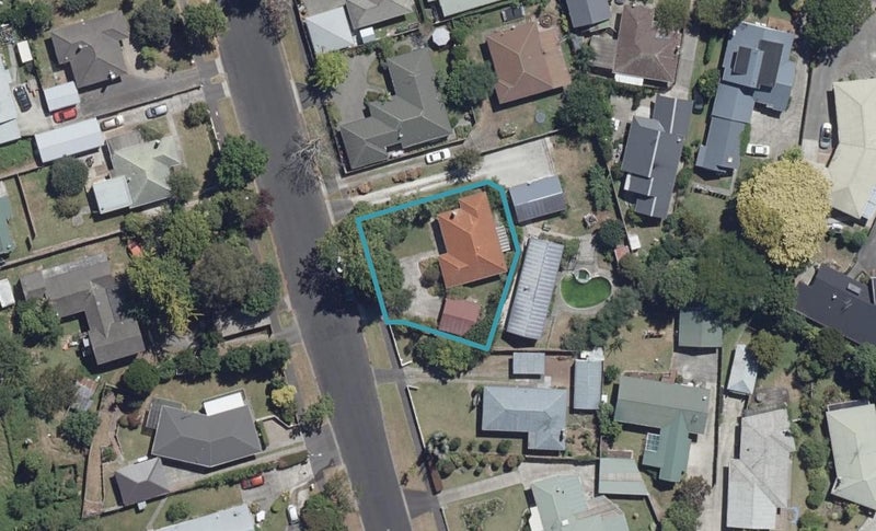 31 Flynn Road, Hillcrest, Hamilton - Carousel 1