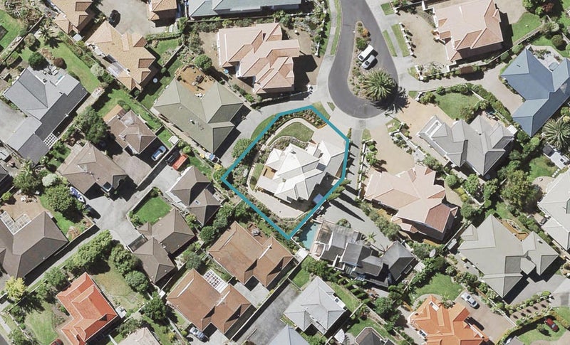 9 Renway Rise, Somerville, Manukau - Carousel 1