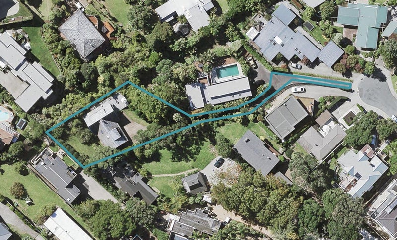 10A Taumata Road, Castor Bay, Auckland - Carousel 1
