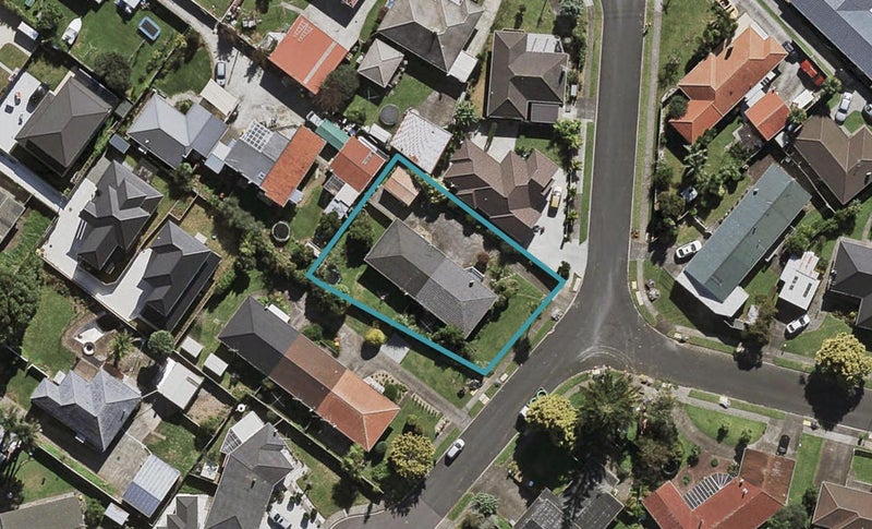 2/1 Rito Place, Papatoetoe, Auckland - Carousel 1