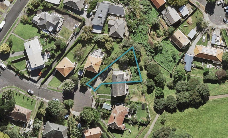 24 Dally Terrace, Mount Roskill, Auckland - Carousel 1