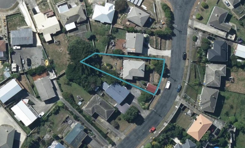 79 Kotuku Street, Elsdon, Porirua - Carousel 1
