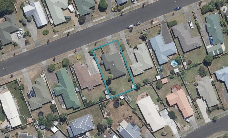 72 Radiata Street, Fairview Downs, Hamilton - Carousel 1