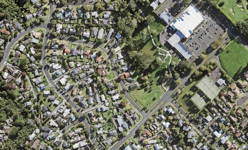 28 Rangitiki Crescent, Lynfield, Auckland - Carousel 1