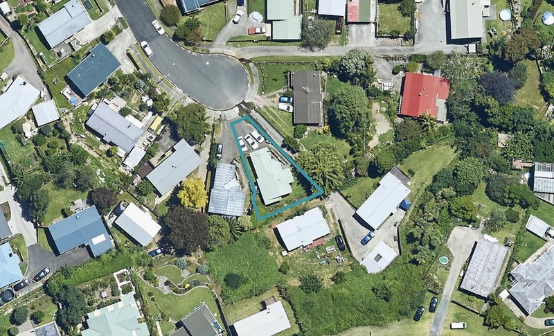 10B Luke Street, Brookfield, Tauranga - Carousel 1
