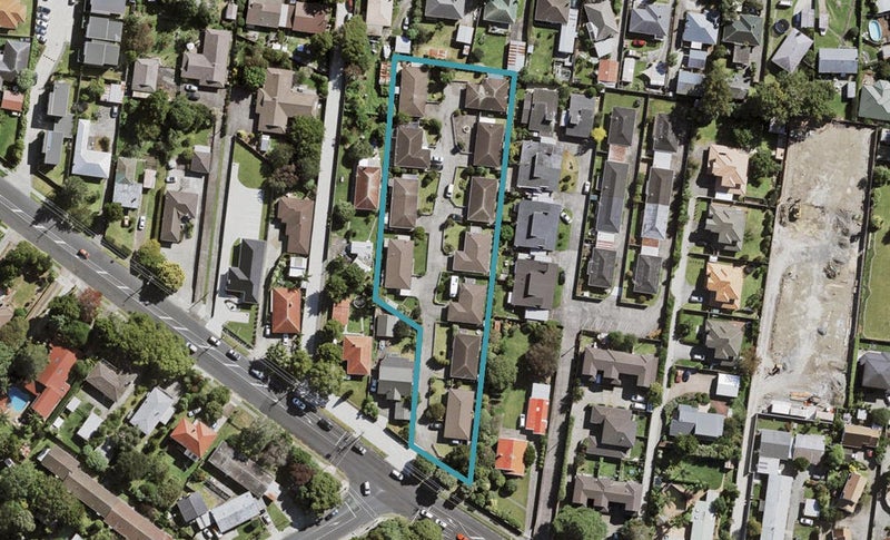 3/39 Swanson Road, Henderson, Auckland - Carousel 1