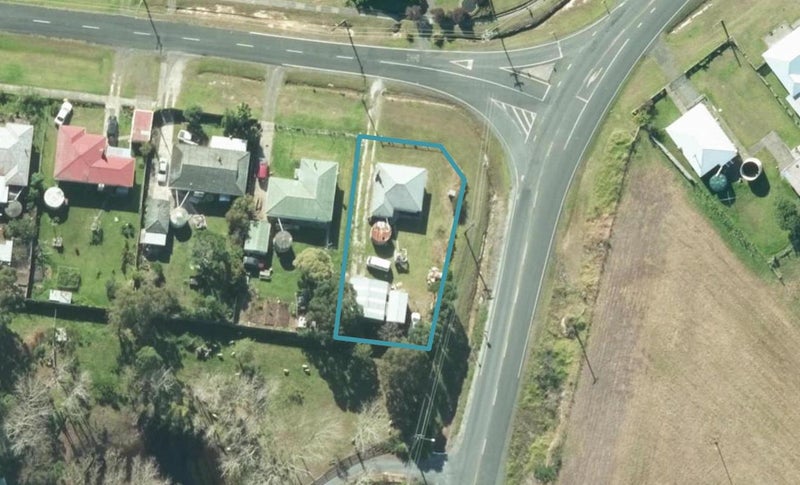 18 West Coast Road, Te Kopuru - Carousel 1