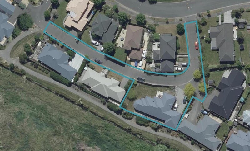 7 Seclusion Lane, Parklands, Christchurch - Carousel 1